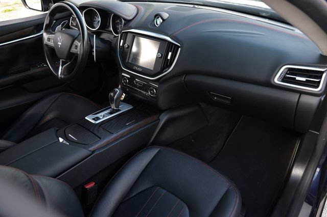 Used 2016 Maserati Ghibli S Q4 AWD/4WD image 21