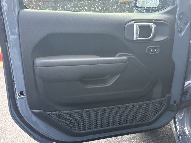 New 2026 Jeep Gladiator Sport AWD/4WD image 10