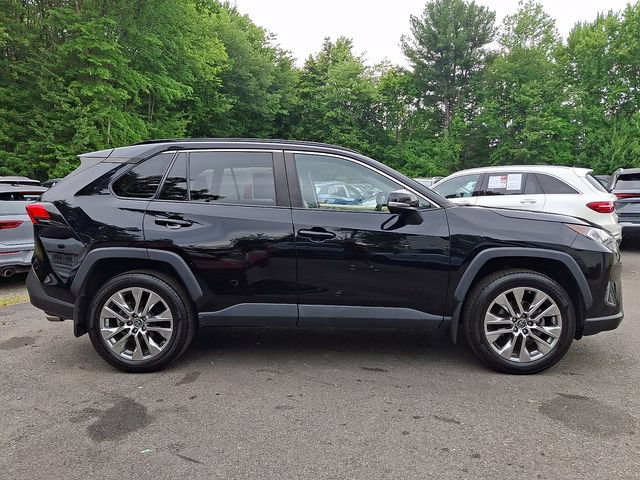 Used 2019 Toyota RAV4 XLE Premium w/ All Weather Liner Package AWD/4WD image 12