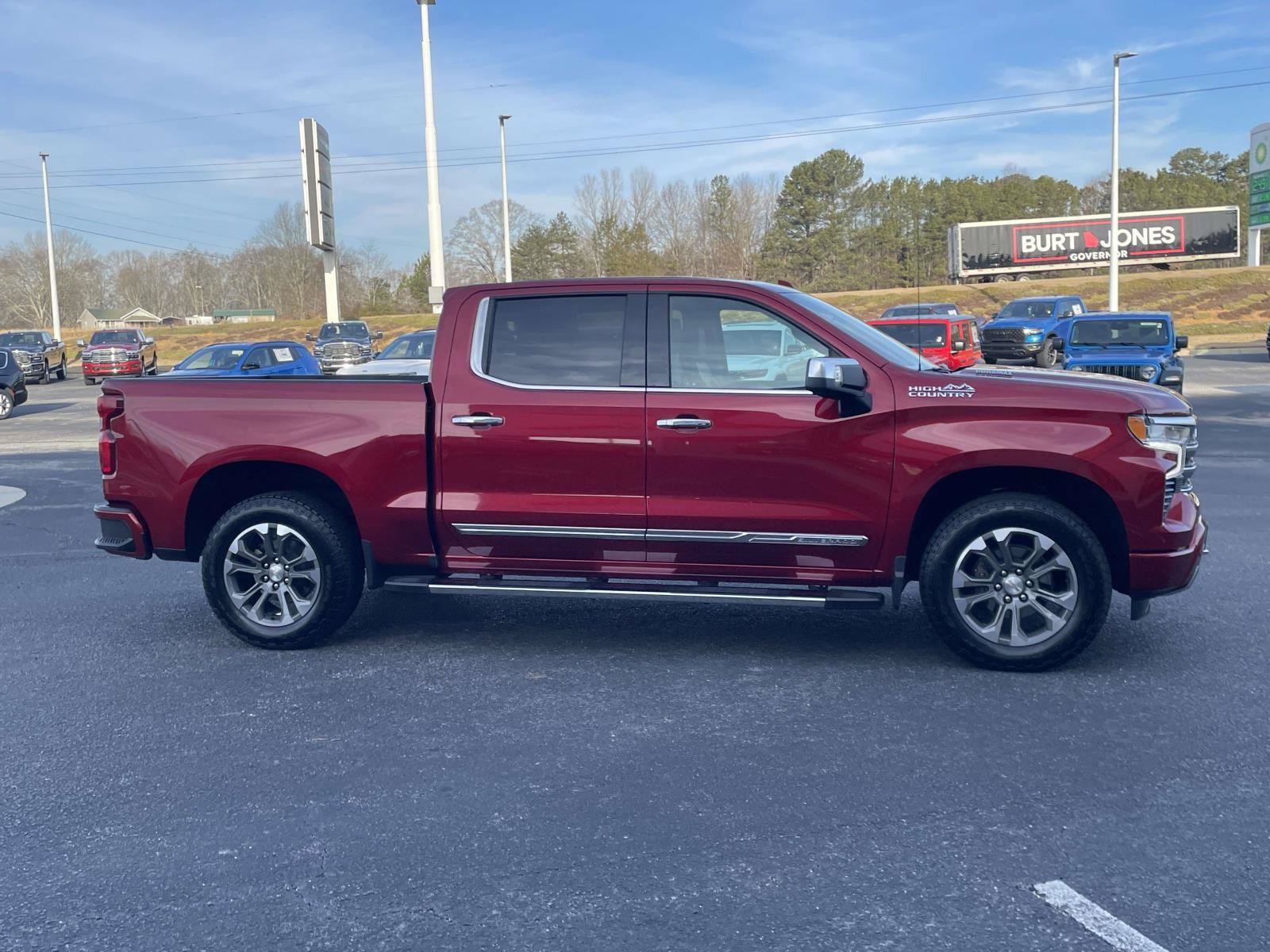 Certified 2024 Chevrolet Silverado 1500 High Country w/ Technology Package AWD/4WD image 2