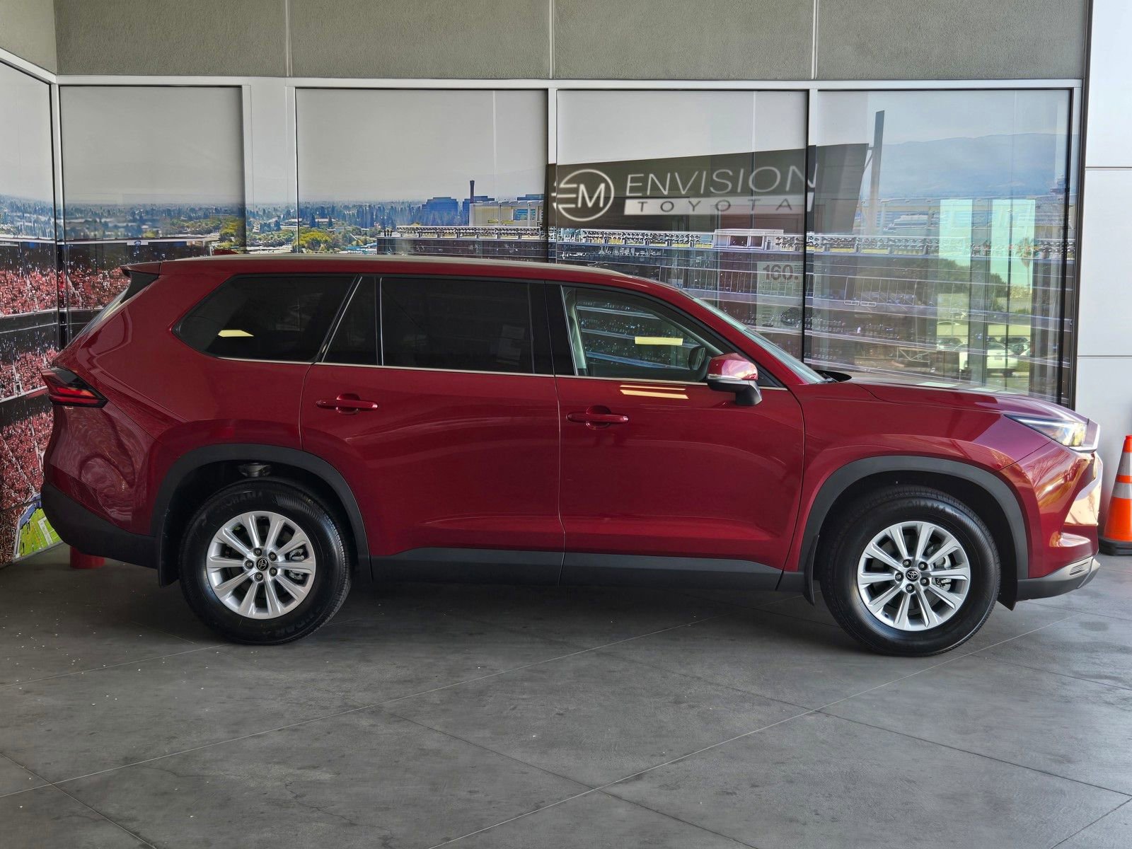 Certified 2026 Toyota Grand Highlander XLE image 4