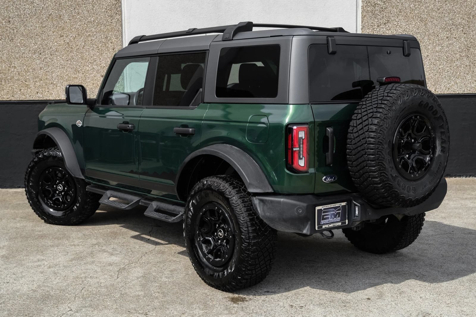 Used 2023 Ford Bronco Wildtrak AWD/4WD image 9