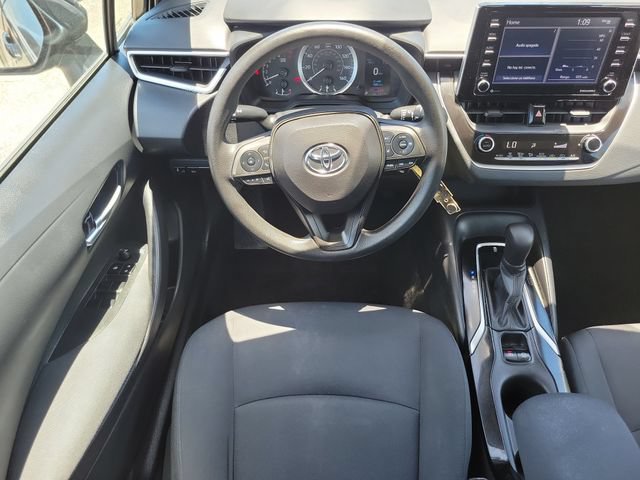 Used 2021 Toyota Corolla LE FWD image 9