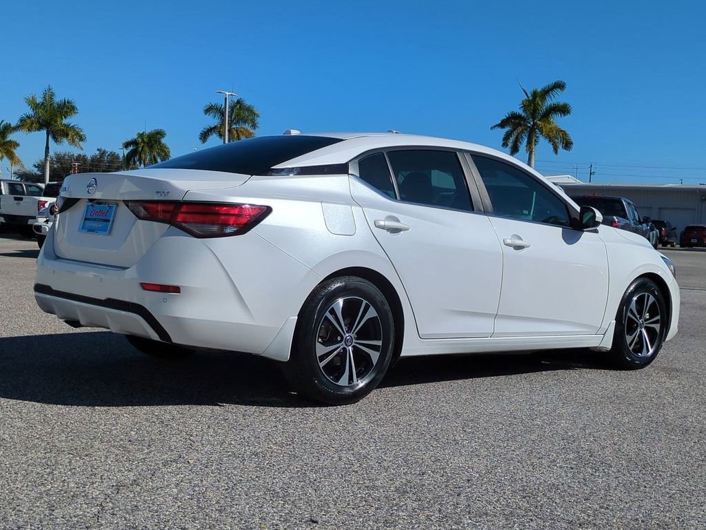 Certified 2022 Nissan Sentra SV w/ Trunk Package image 5