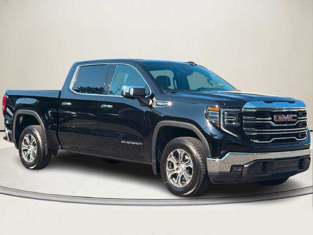 Used 2025 GMC Sierra 1500 SLT AWD/4WD image 1