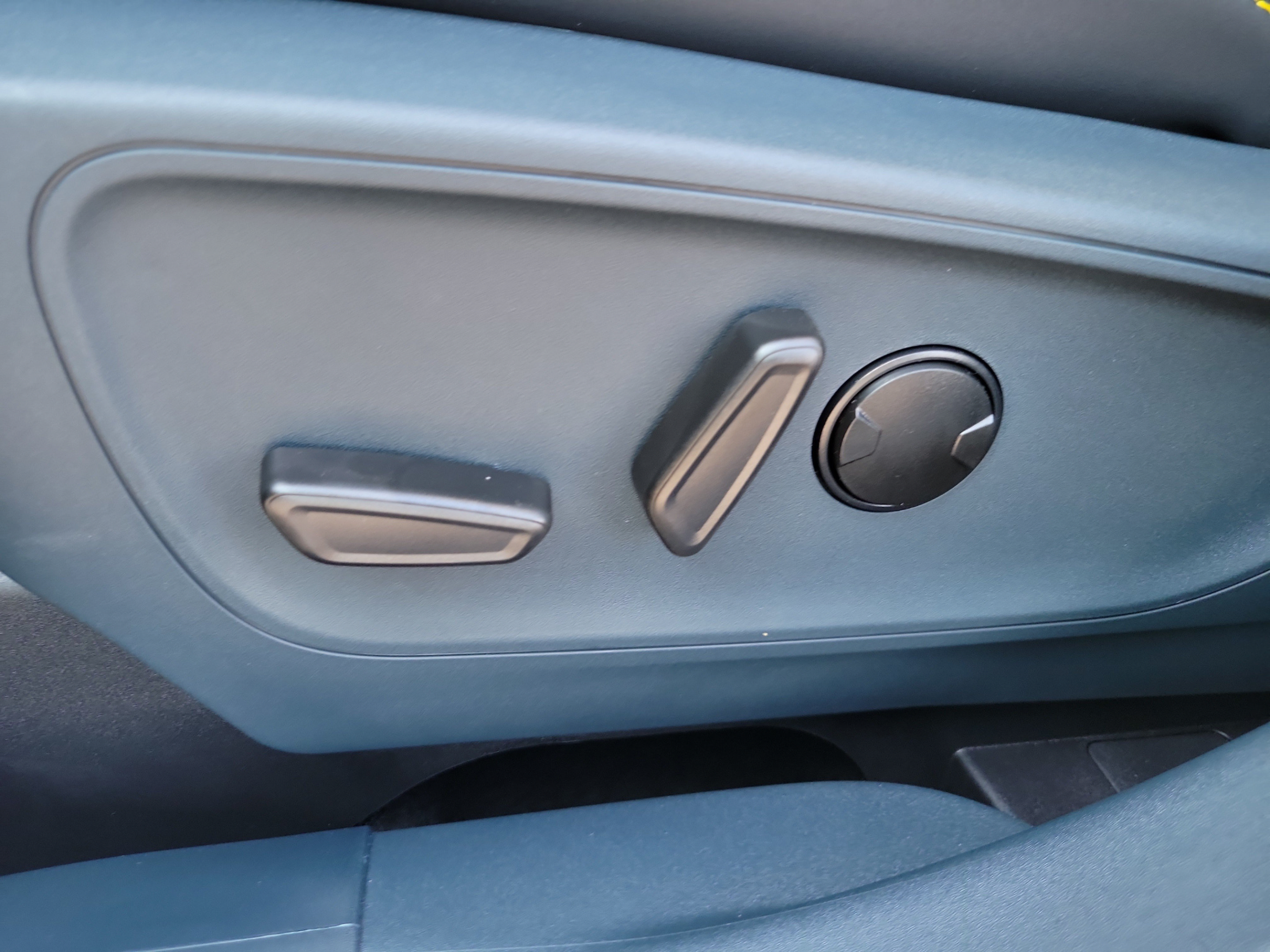 New 2026 Ford Maverick Lobo AWD/4WD image 19