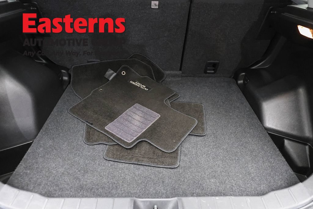 Used 2021 Mitsubishi Outlander Sport ES FWD image 9