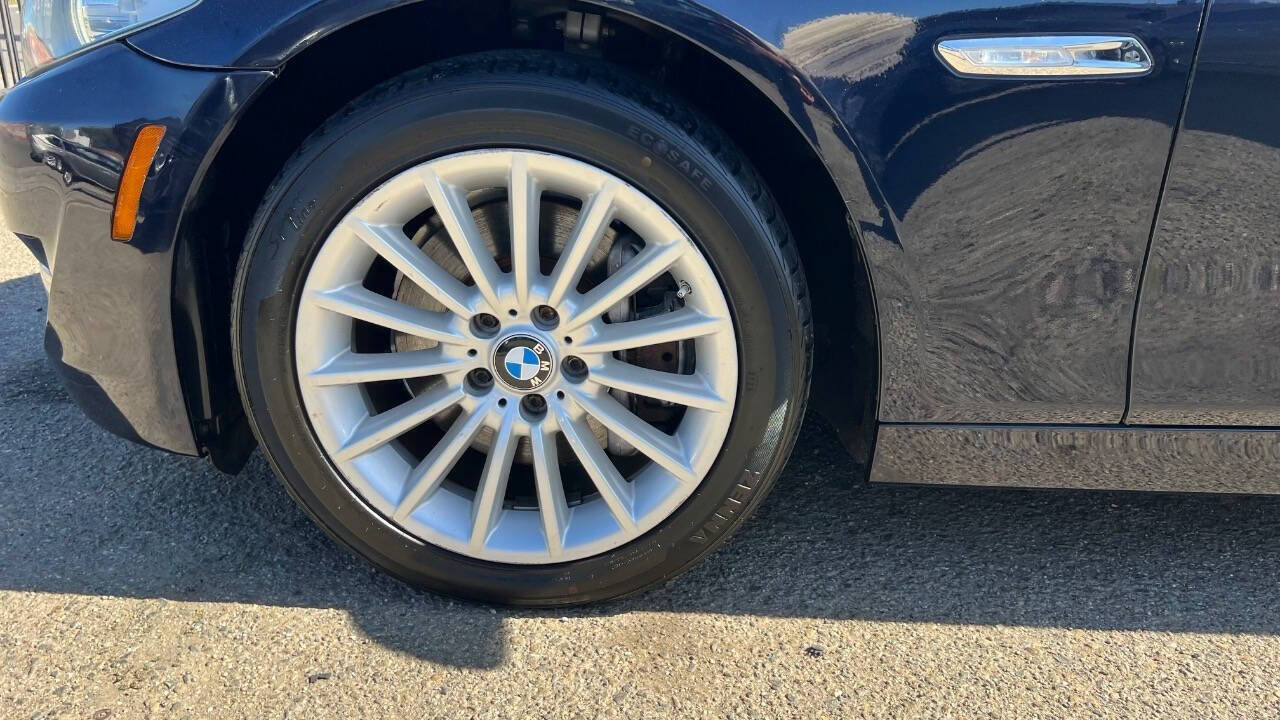 Used 2013 BMW 535i Sedan RWD image 32