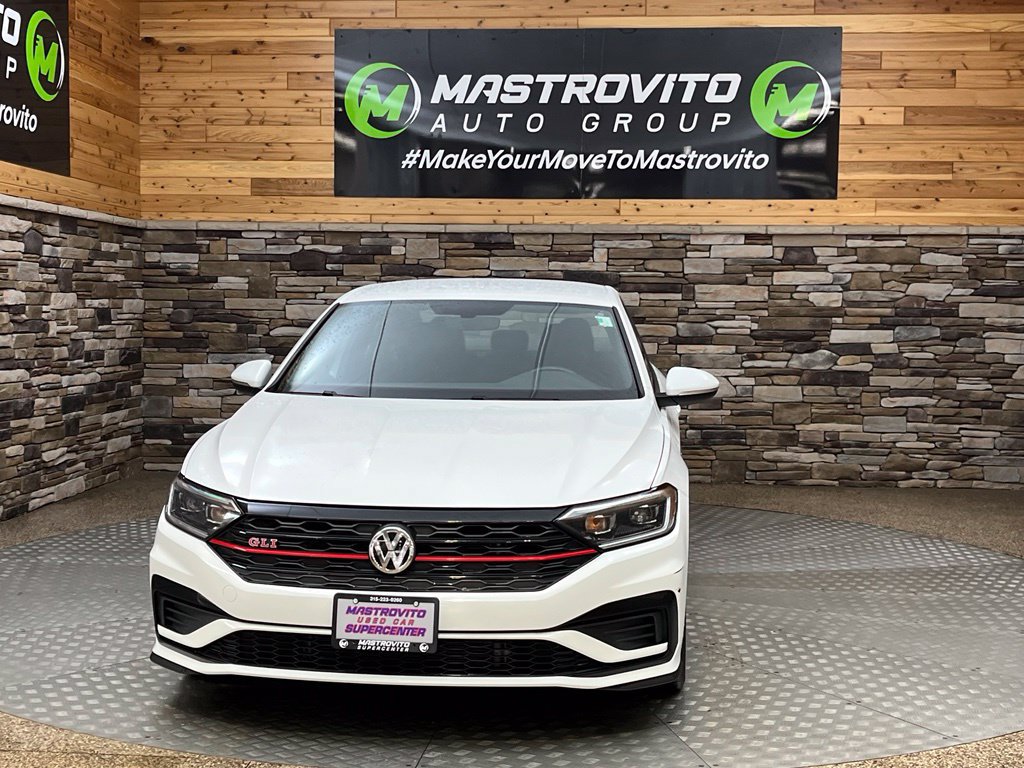 Used 2021 Volkswagen Jetta GLI FWD image 2