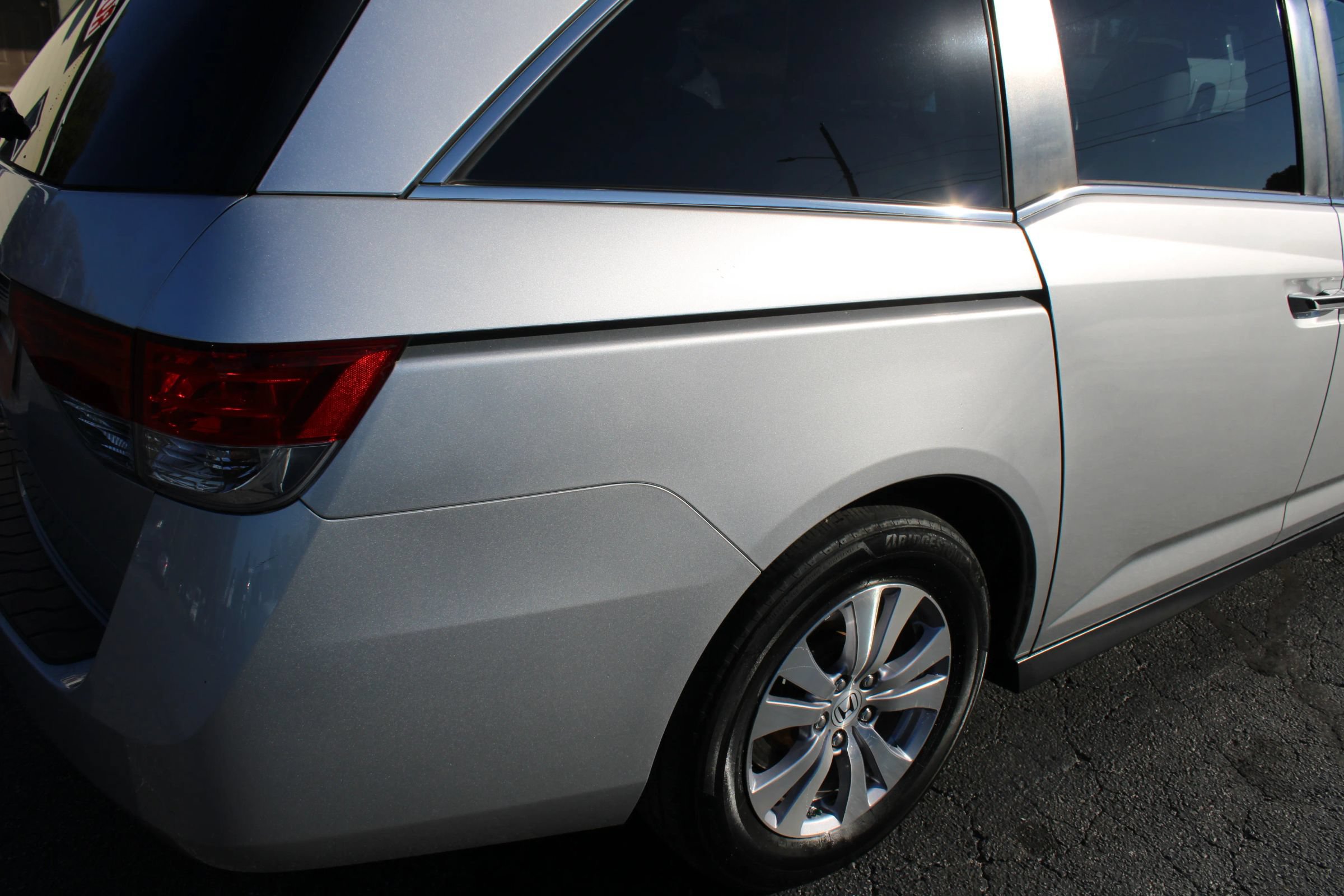 Used 2015 Honda Odyssey EX-L image 9