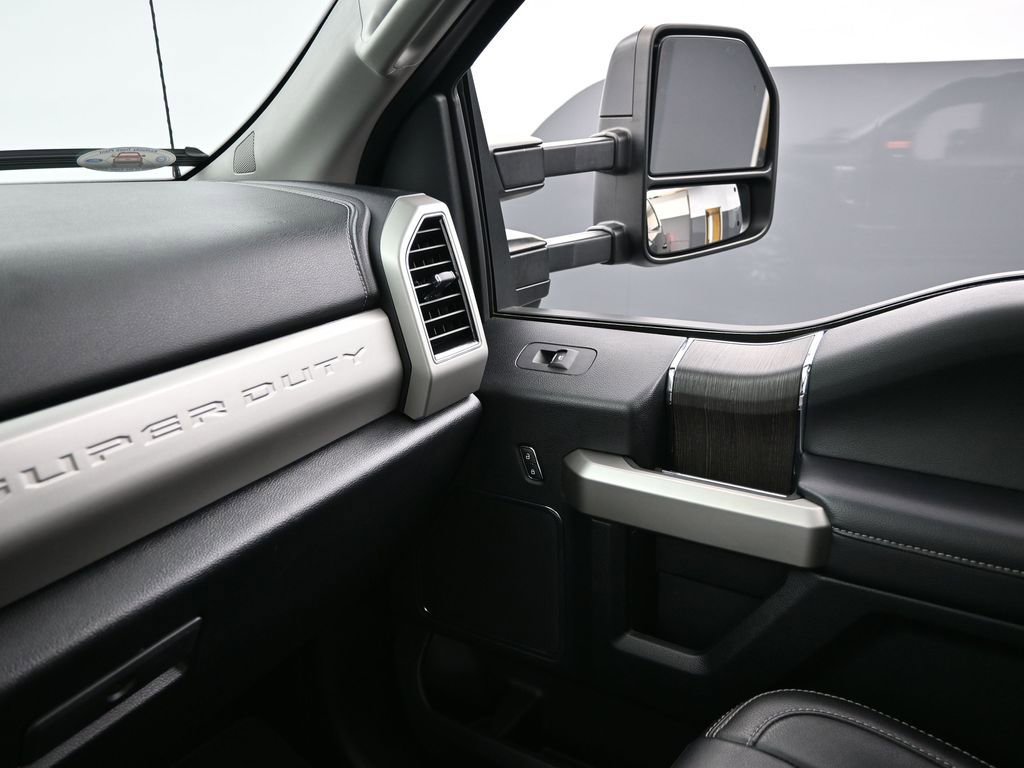 Used 2020 Ford F250 Lariat w/ Lariat Ultimate Package image 25