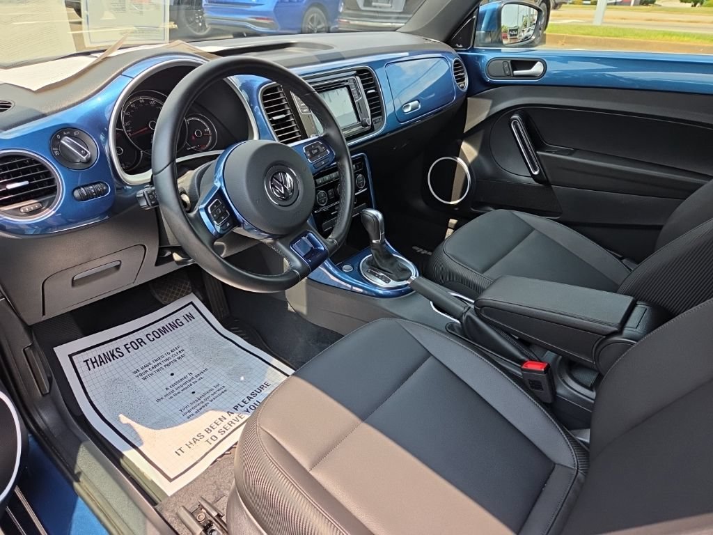 Used 2018 Volkswagen Beetle 2.0T SE FWD image 9
