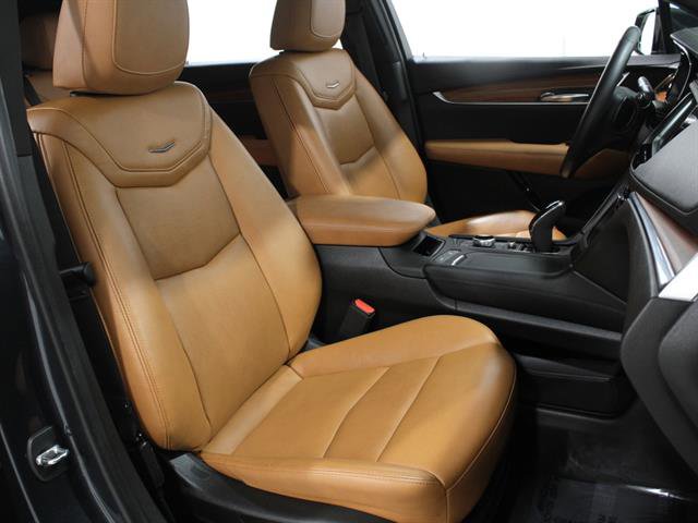 Certified 2022 Cadillac XT5 Premium Luxury image 19