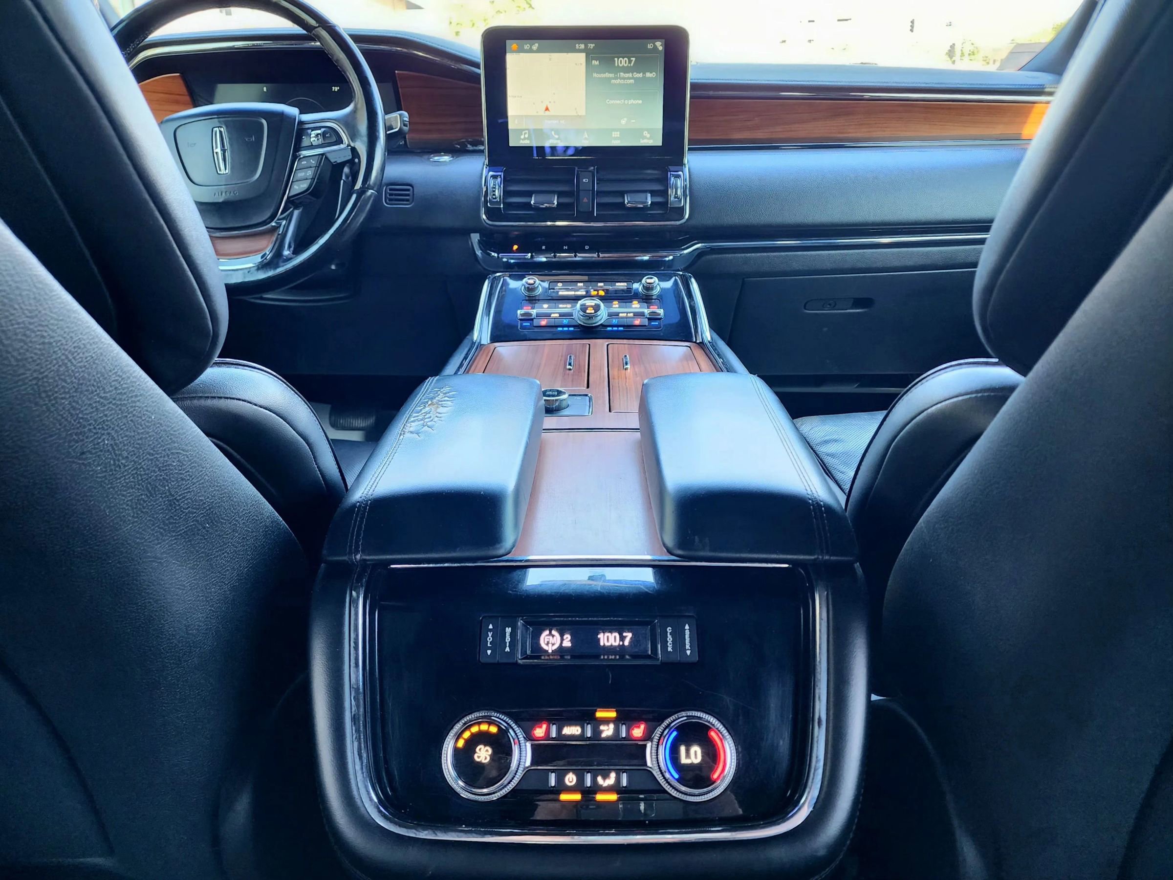 Used 2018 Lincoln Navigator Select w/ Cargo Package AWD/4WD image 18