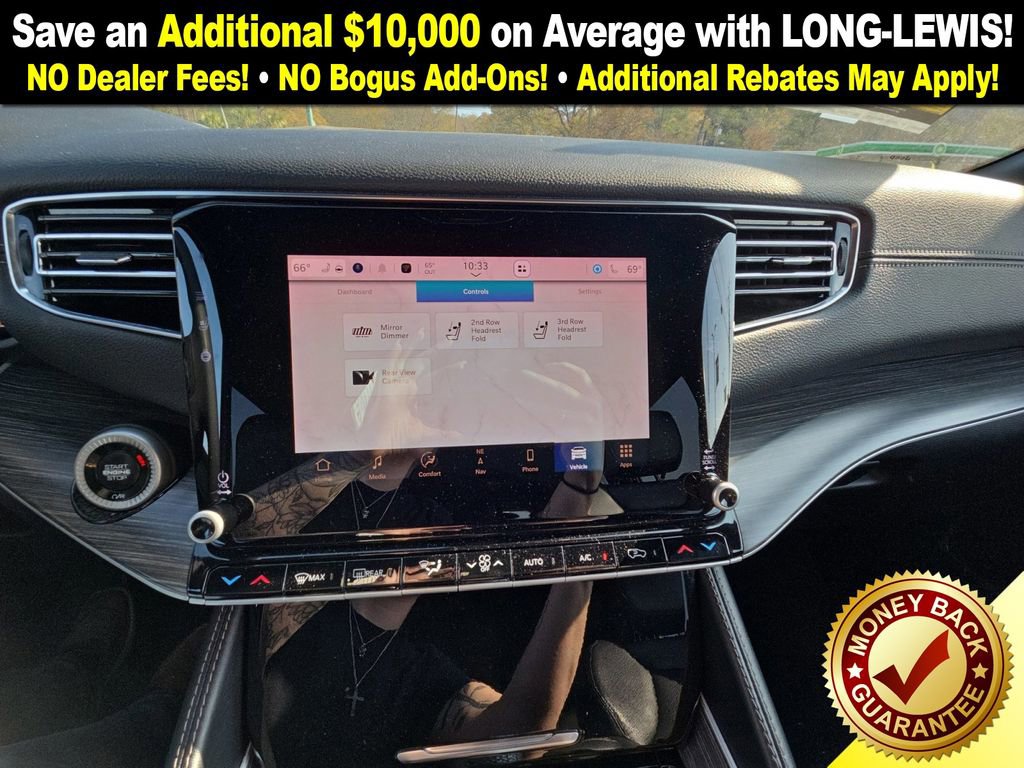 Used 2024 Jeep Wagoneer L Series III w/ Flexible Seating Group image 26