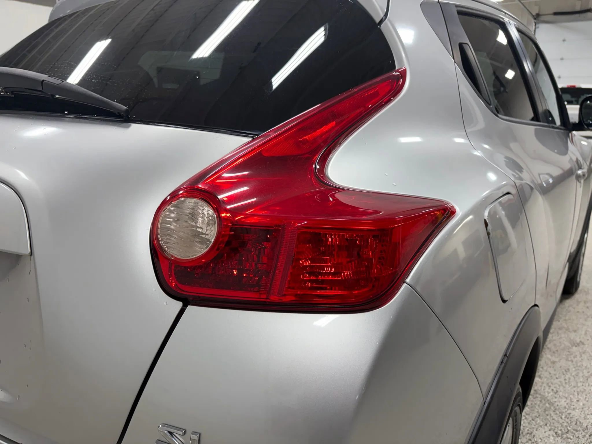 Used 2011 Nissan Juke SL image 7