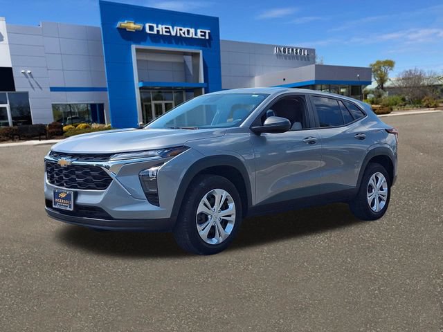 Used 2024 Chevrolet Trax LS FWD image 34