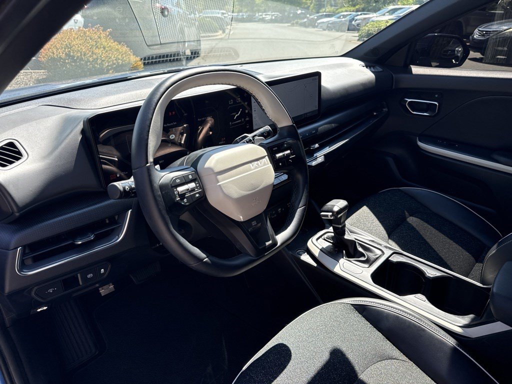 Used 2025 Kia K4 GT-Line FWD image 14