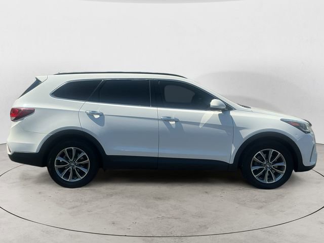 Used 2017 Hyundai Santa Fe SE AWD/4WD image 6
