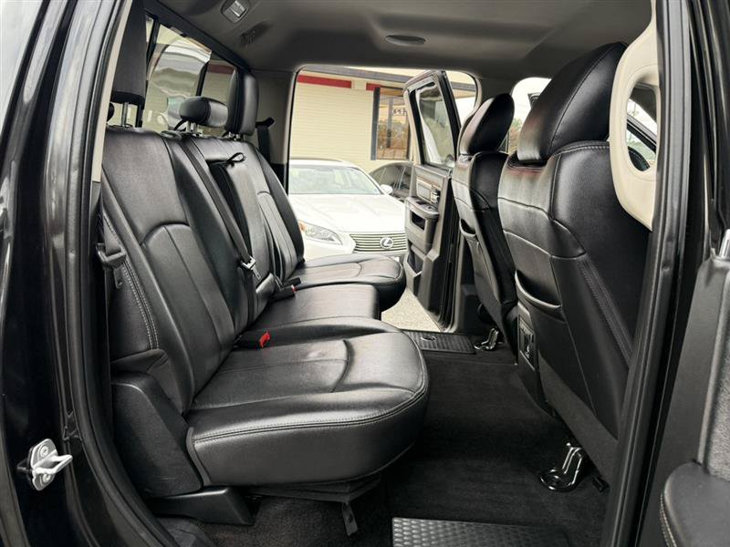 Used 2018 RAM 2500 Laramie w/ Sport Appearance Group AWD/4WD image 20