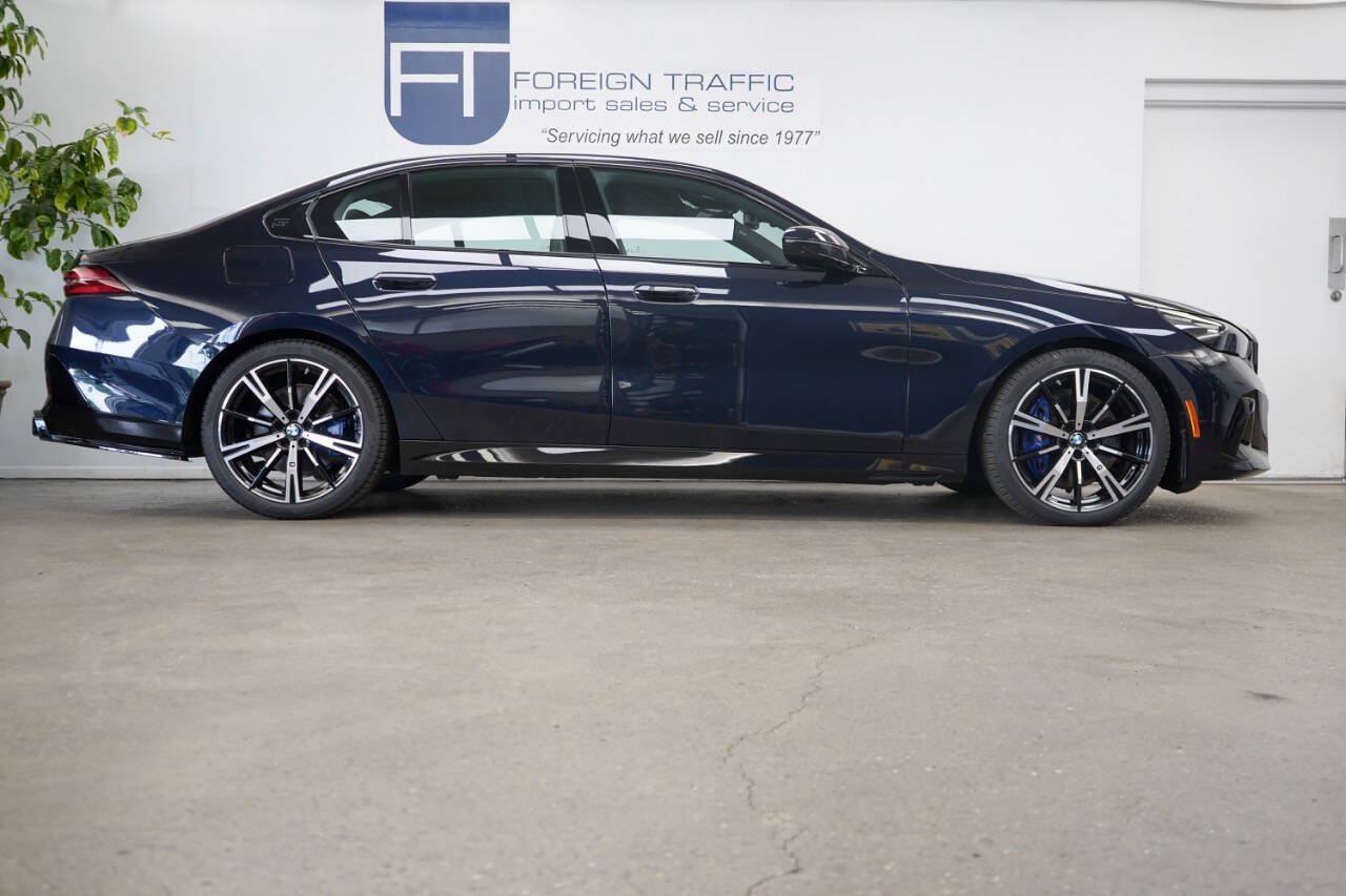 Used 2026 BMW 540i xDrive AWD/4WD image 23