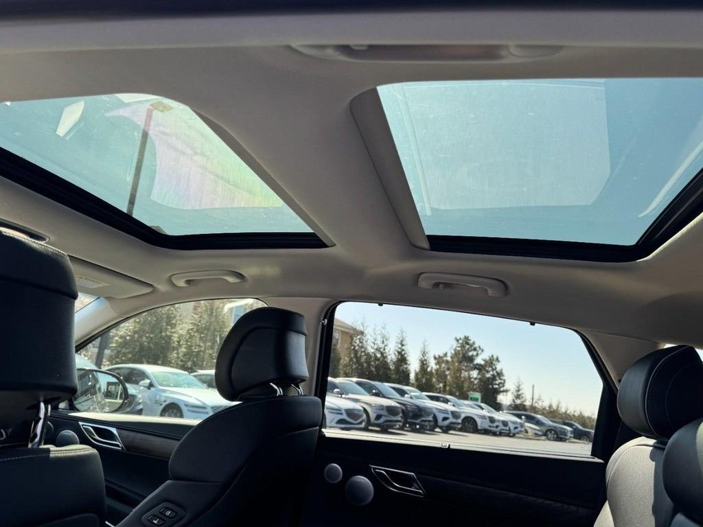 Certified 2025 Genesis GV80 3.5T Advanced image 11