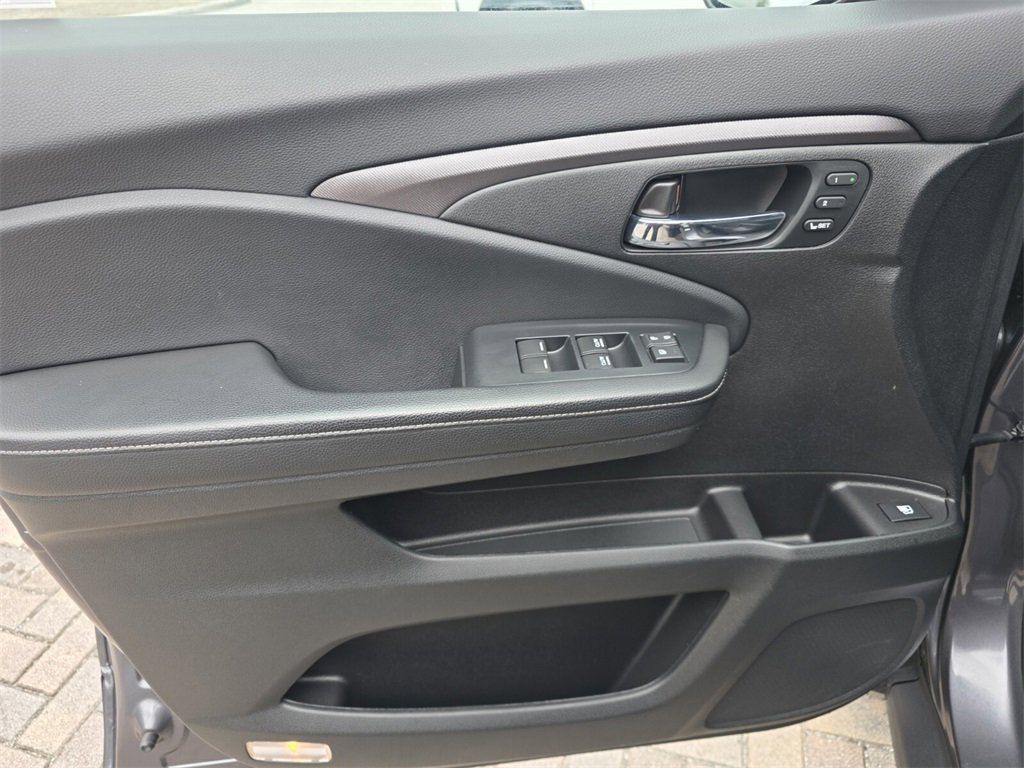 Used 2022 Honda Ridgeline RTL-E image 25