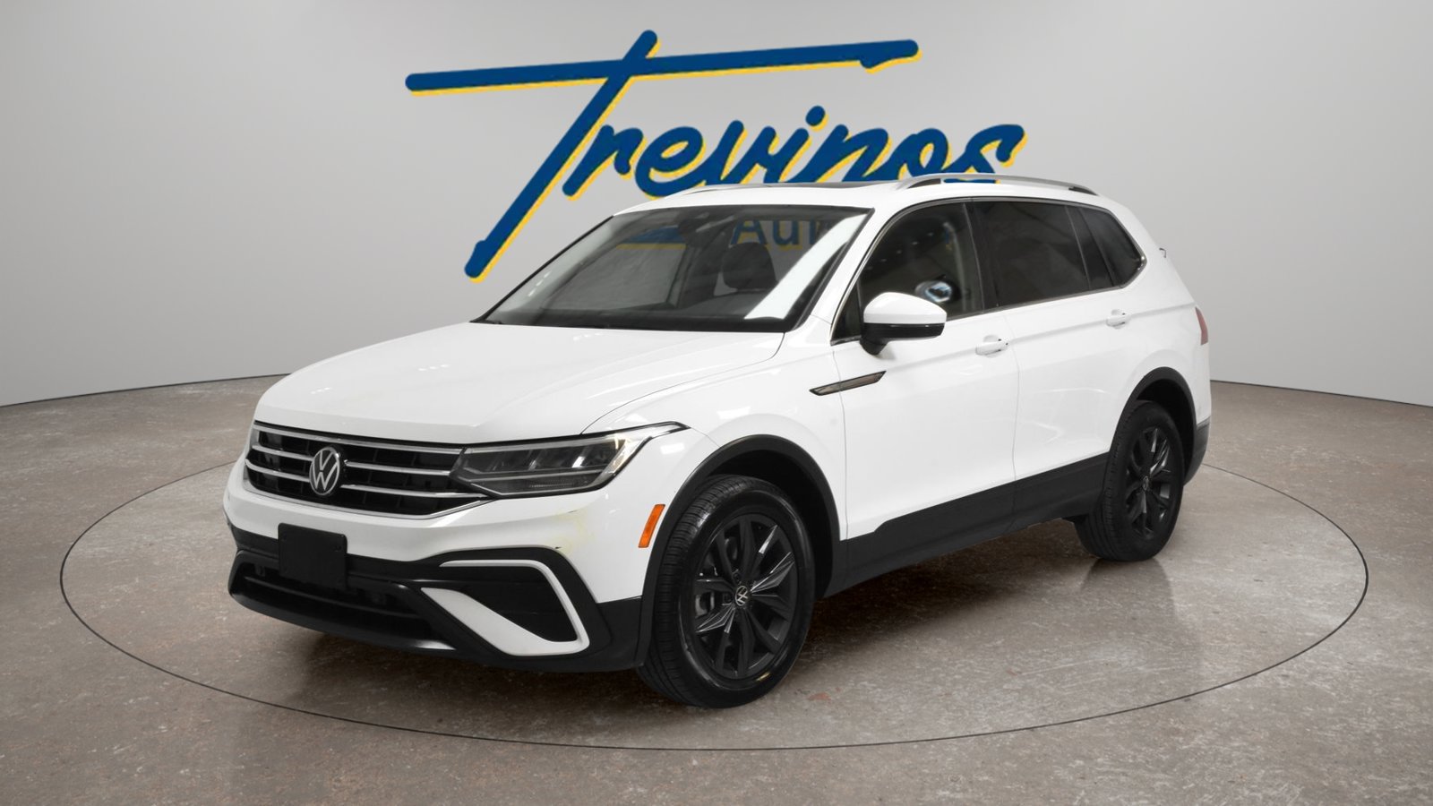Used 2024 Volkswagen Tiguan SE FWD image 6