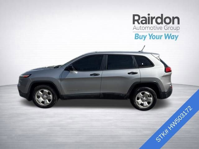 Used 2017 Jeep Cherokee Sport FWD image 4