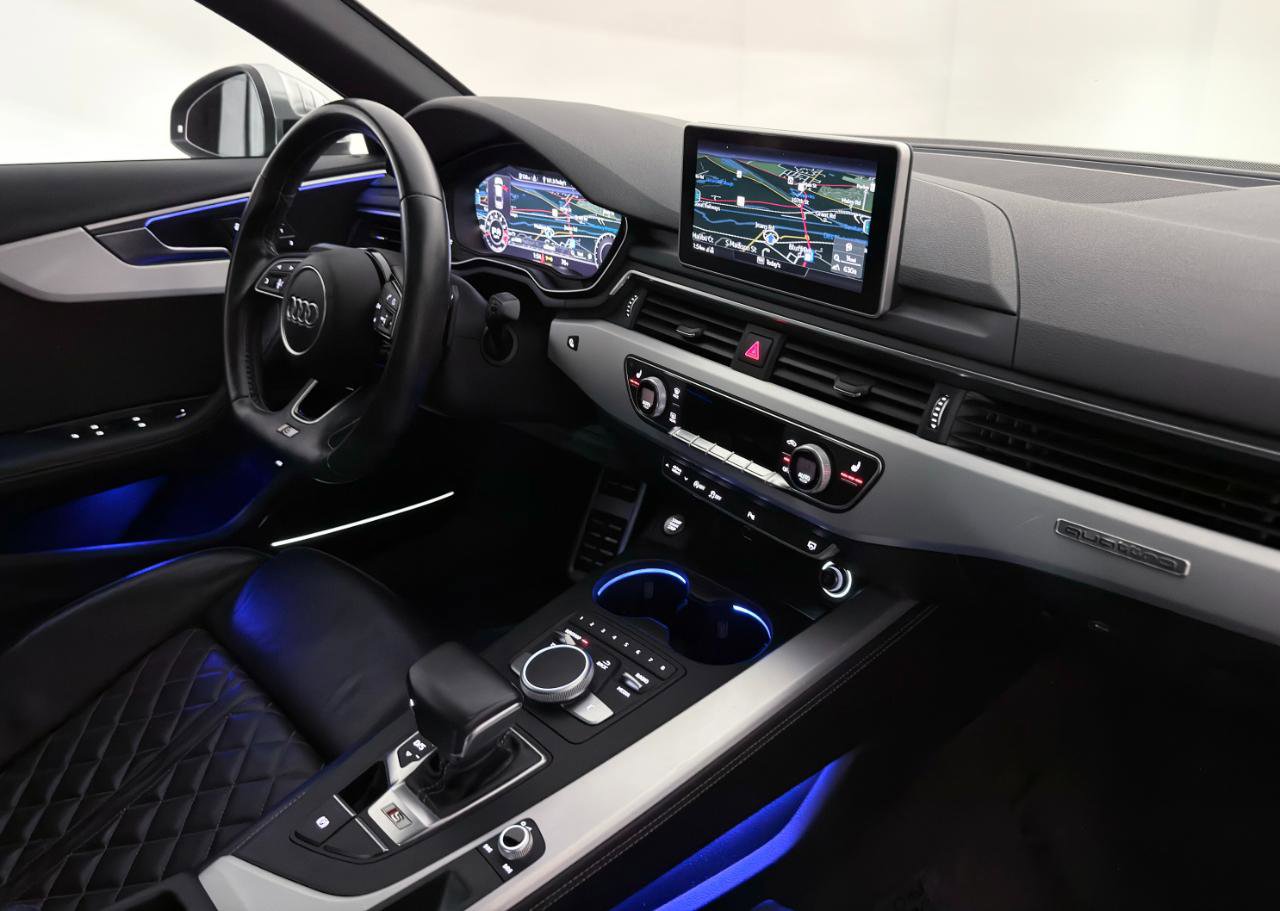 Used 2018 Audi S4 Prestige w/ Prestige Package image 28