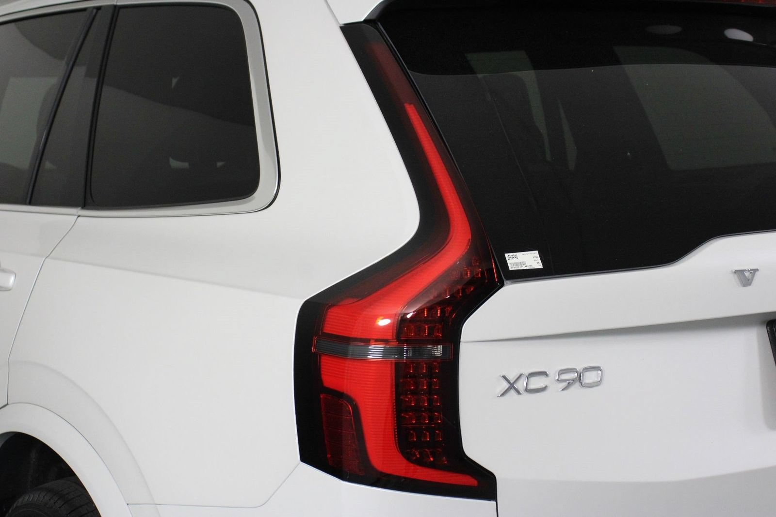 Certified 2026 Volvo XC90 B5 Core AWD/4WD image 18