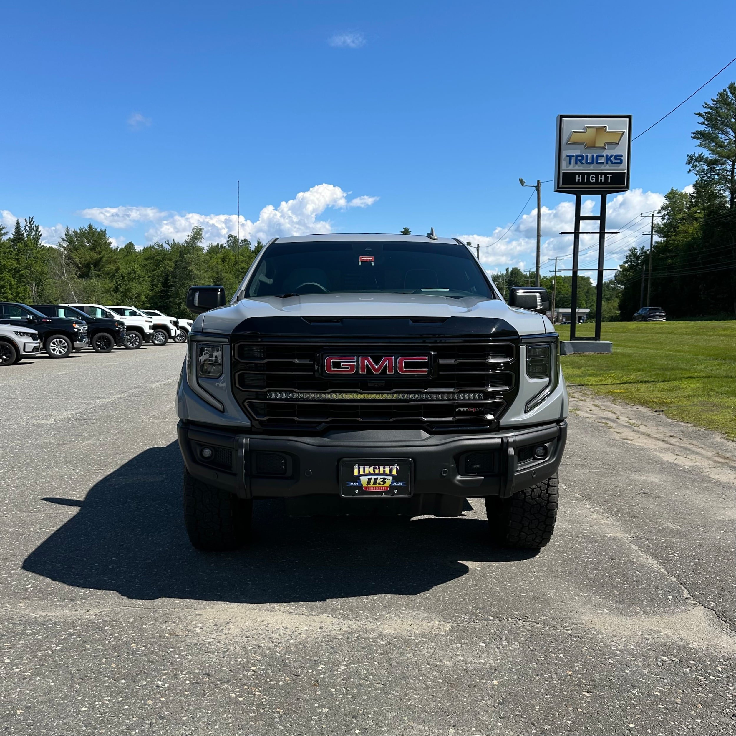 Used 2024 GMC Sierra 1500 AT4X AWD/4WD image 8