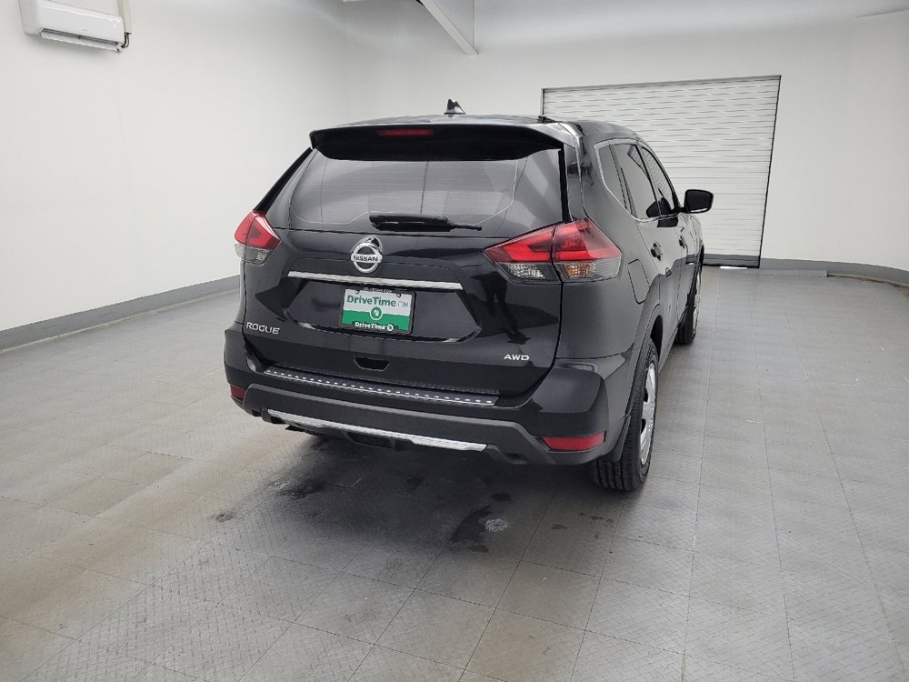 Used 2018 Nissan Rogue S image 7