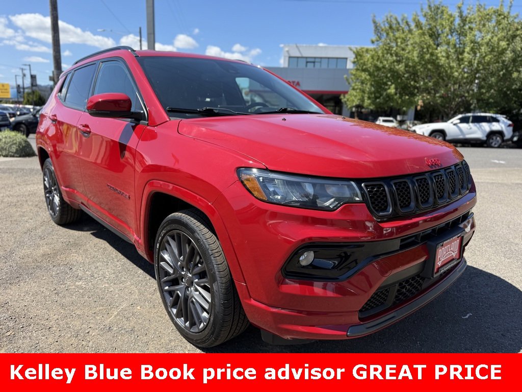 Used 2023 Jeep Compass Limited image 4