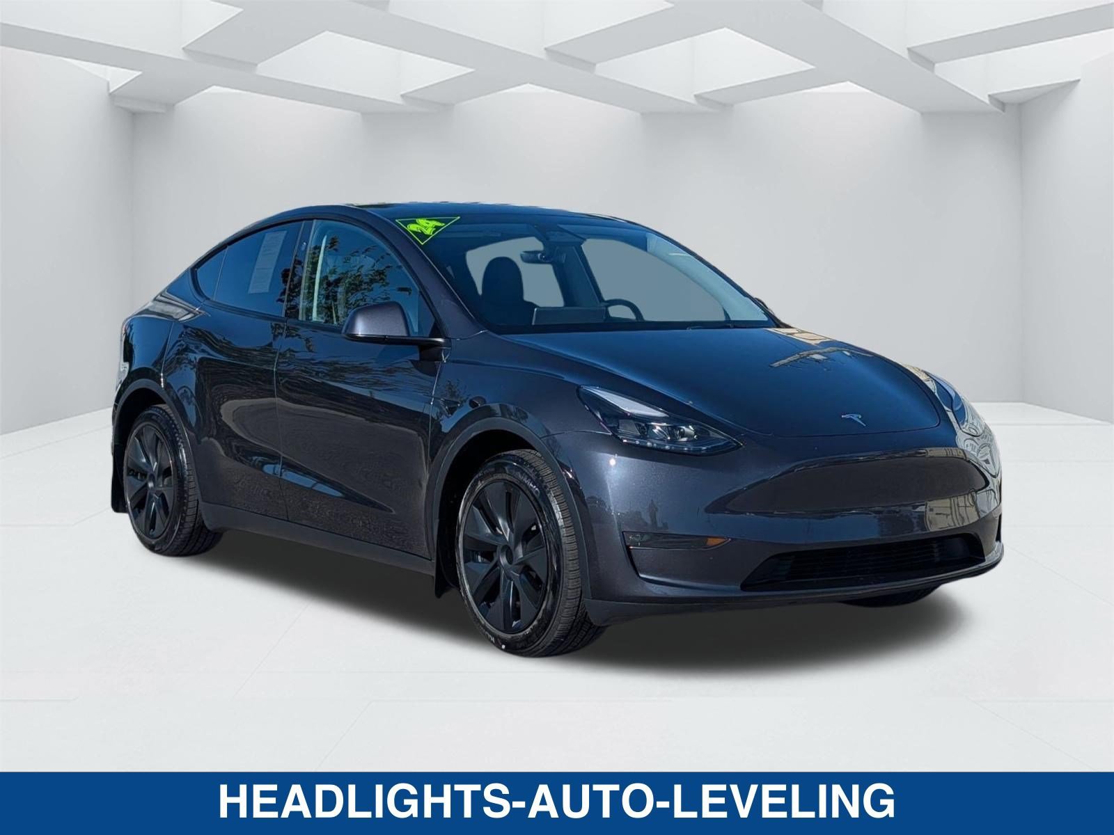 Used 2024 Tesla Model Y Long Range image 2