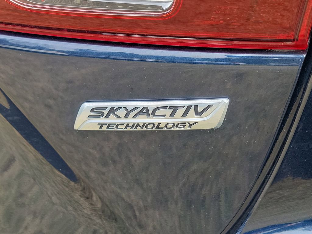 Used 2018 MAZDA MAZDA3 Grand Touring image 20