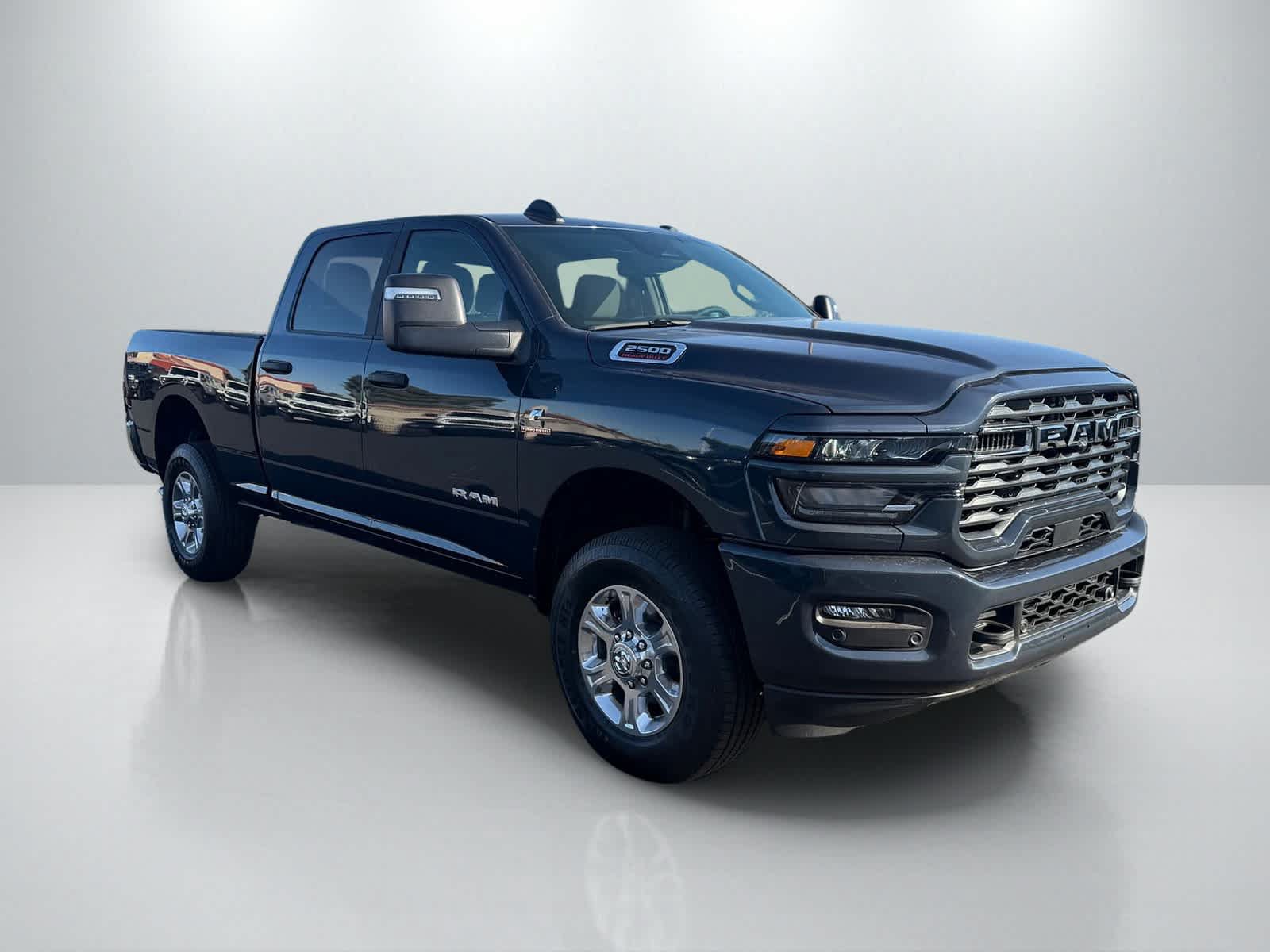 New 2026 RAM 2500 Big Horn AWD/4WD image 4