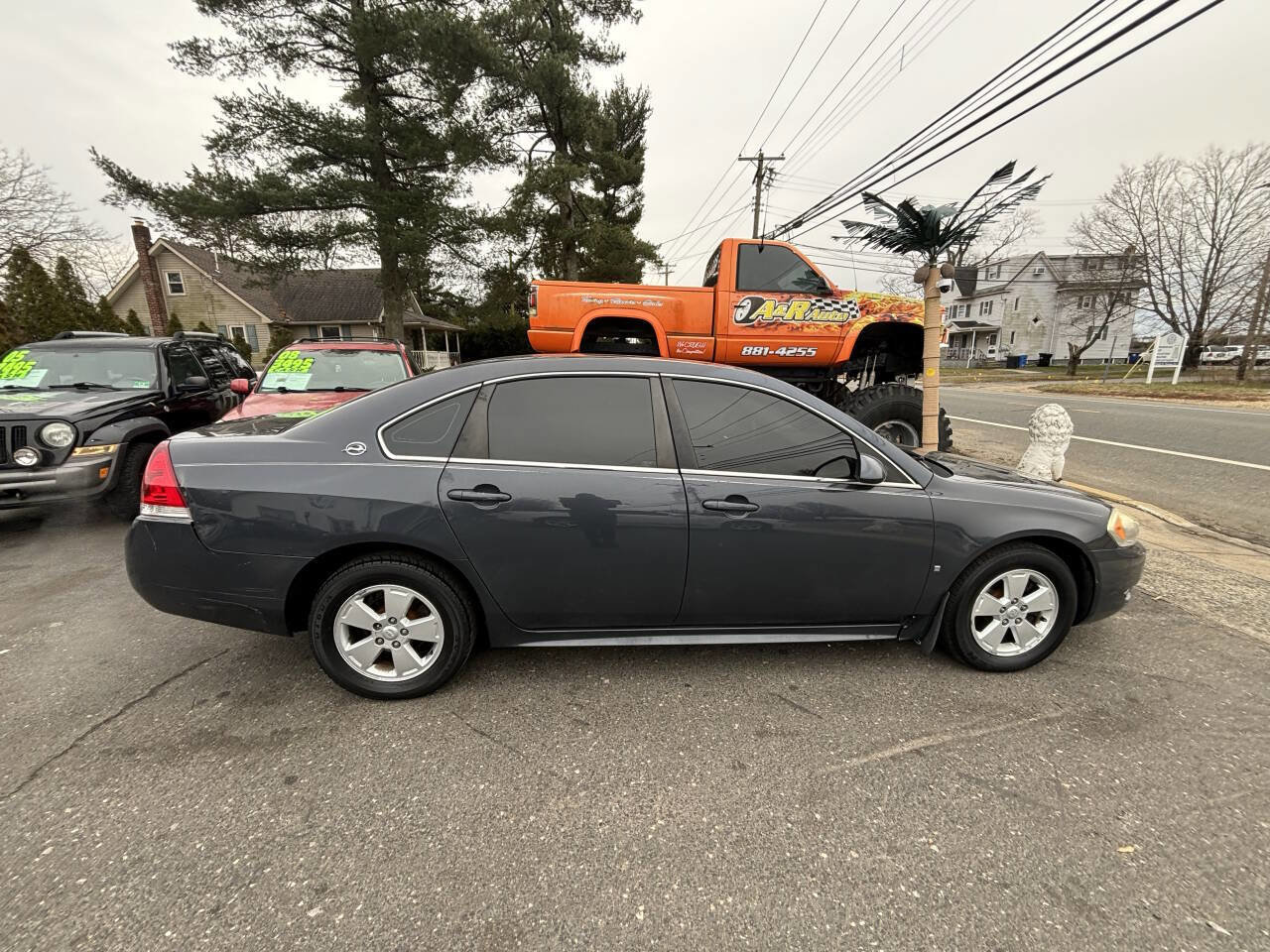 Used 2009 Chevrolet Impala LT image 3