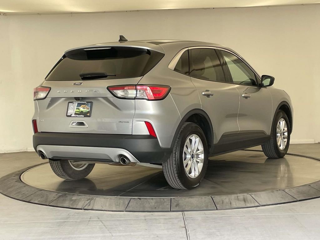 Used 2022 Ford Escape SE w/ Convenience Package AWD/4WD image 5