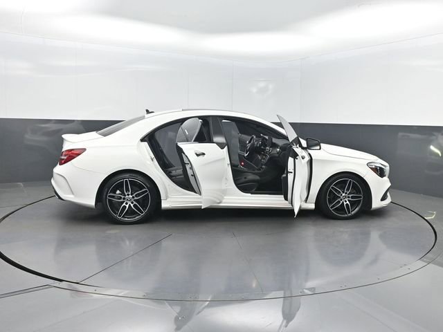 Used 2019 Mercedes-Benz CLA 250 image 35