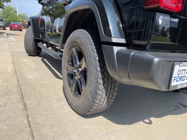 Used 2021 Jeep Wrangler Unlimited Sahara AWD/4WD image 17