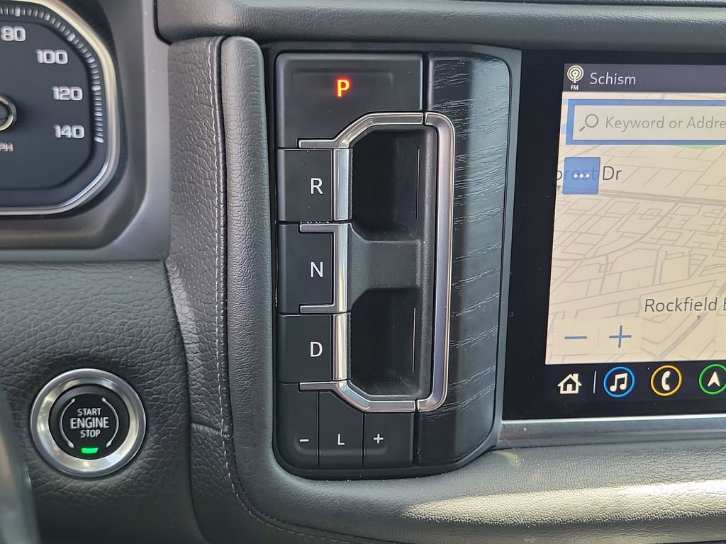 Used 2021 GMC Yukon XL Denali w/ Denali Premium Package image 16