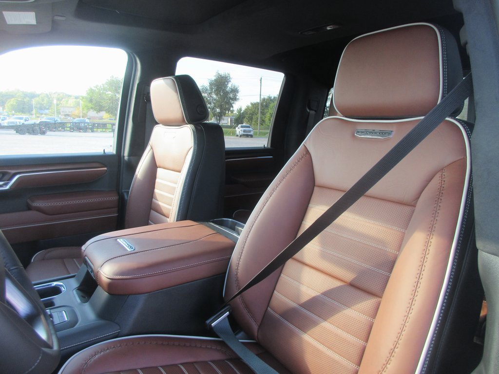 New 2026 GMC Sierra 2500 Denali Ultimate image 14