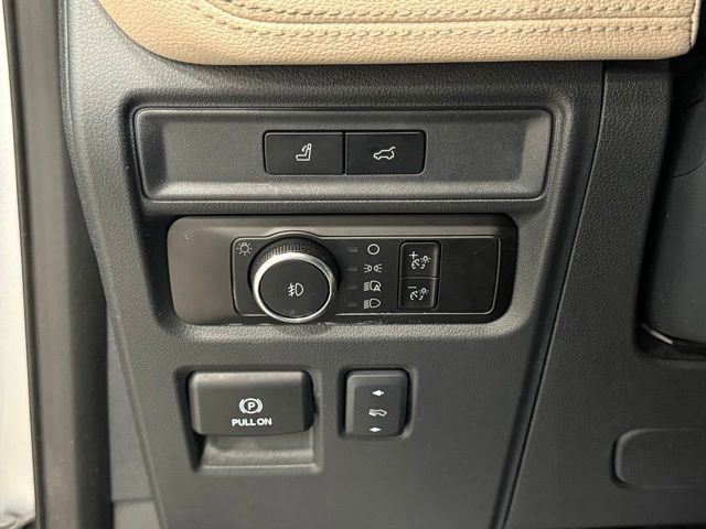 Certified 2023 Ford Expedition Limited AWD/4WD image 15
