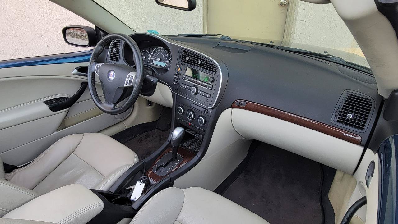 Used 2004 Saab 9-3 Aero FWD image 35