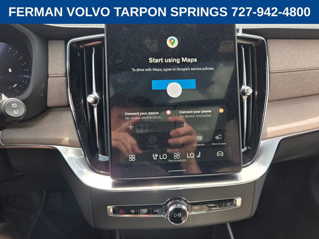 New 2026 Volvo XC90 B6 Plus w/ Protection Package Premier image 25
