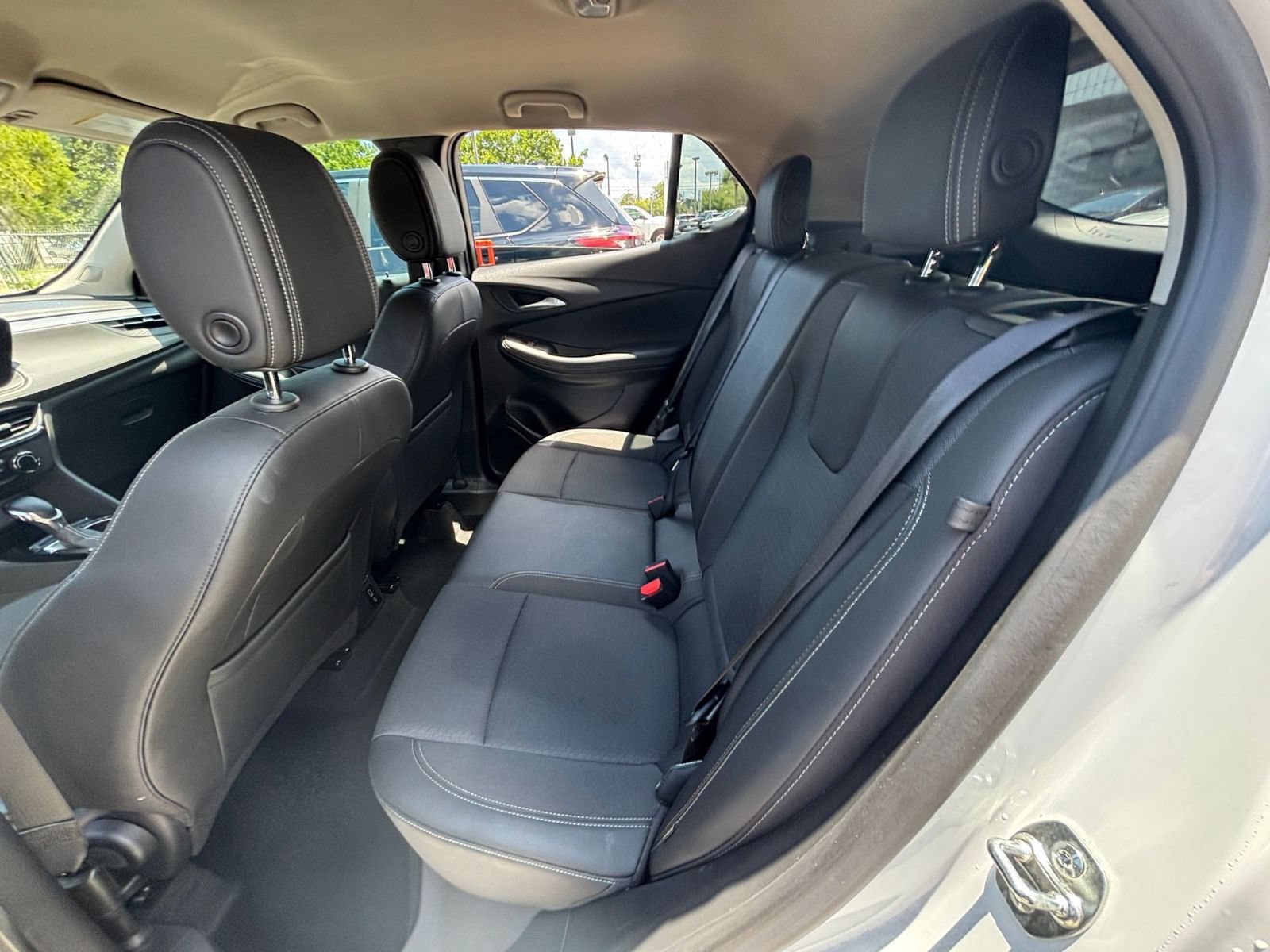 Used 2025 Buick Encore GX Preferred FWD image 24