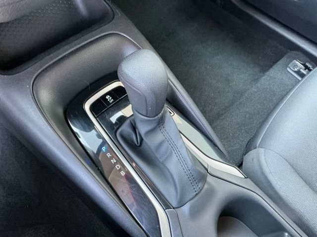Used 2025 Toyota Corolla LE FWD image 21