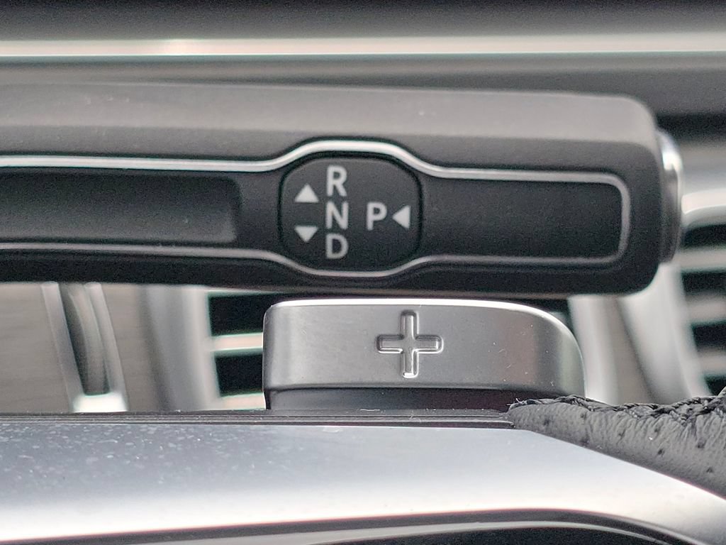 Certified 2026 Mercedes-Benz GLS 450 4MATIC image 39