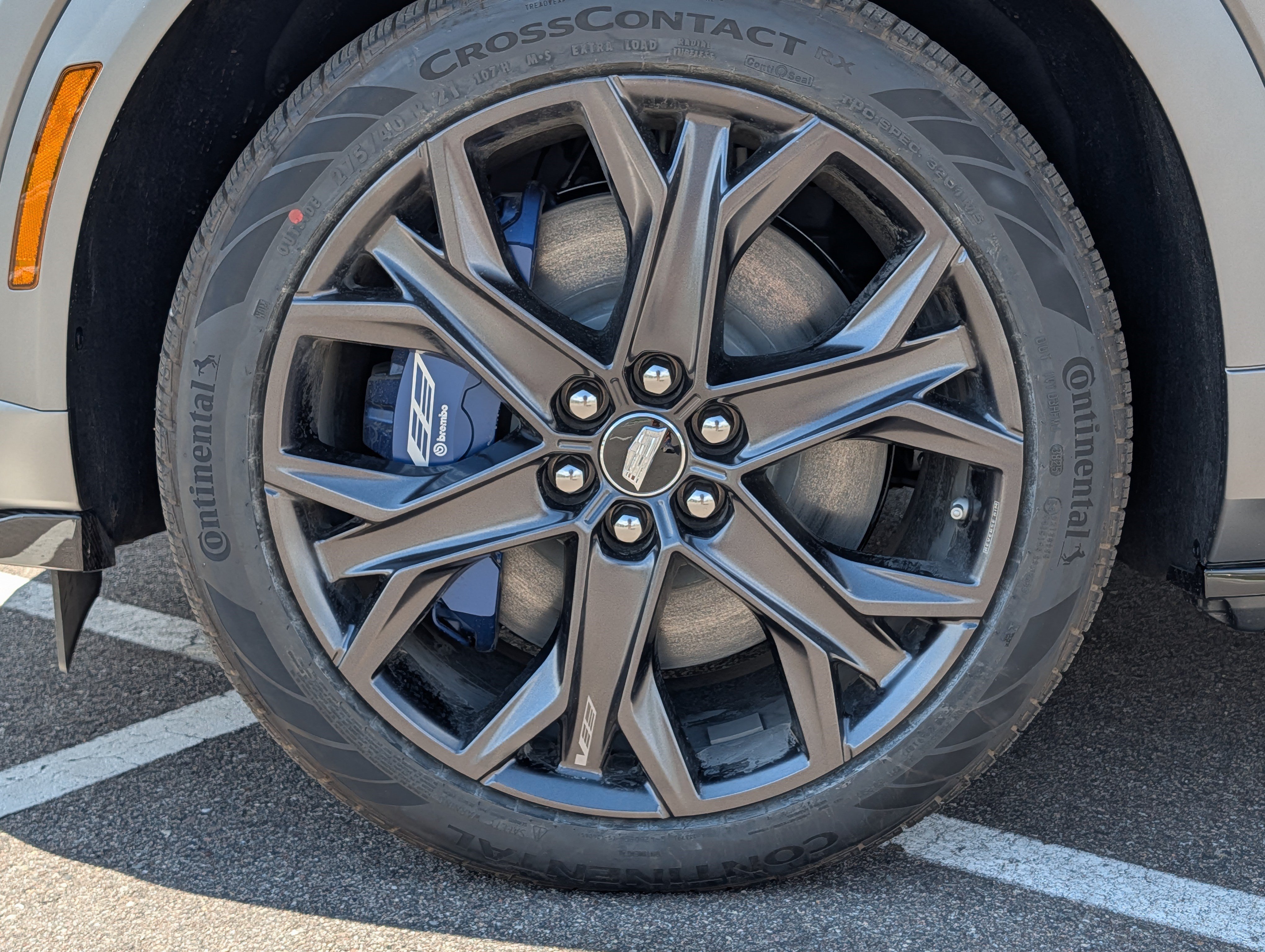 New 2026 Cadillac Optiq V w/ Magnus Launch Edition AWD/4WD image 22